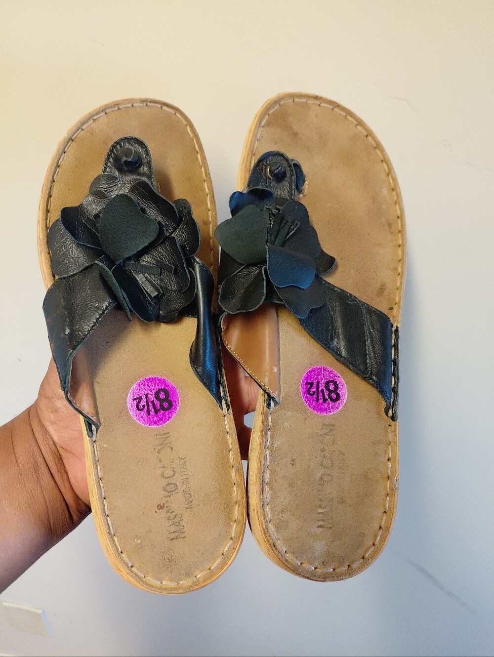 Massimo Caponi Womens Navy Blue Rose Thong Flip Flop Sandals Size 8.5